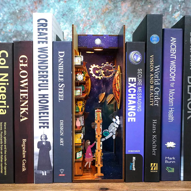 Diy Miniature House Book Nook Kit: Interstellar